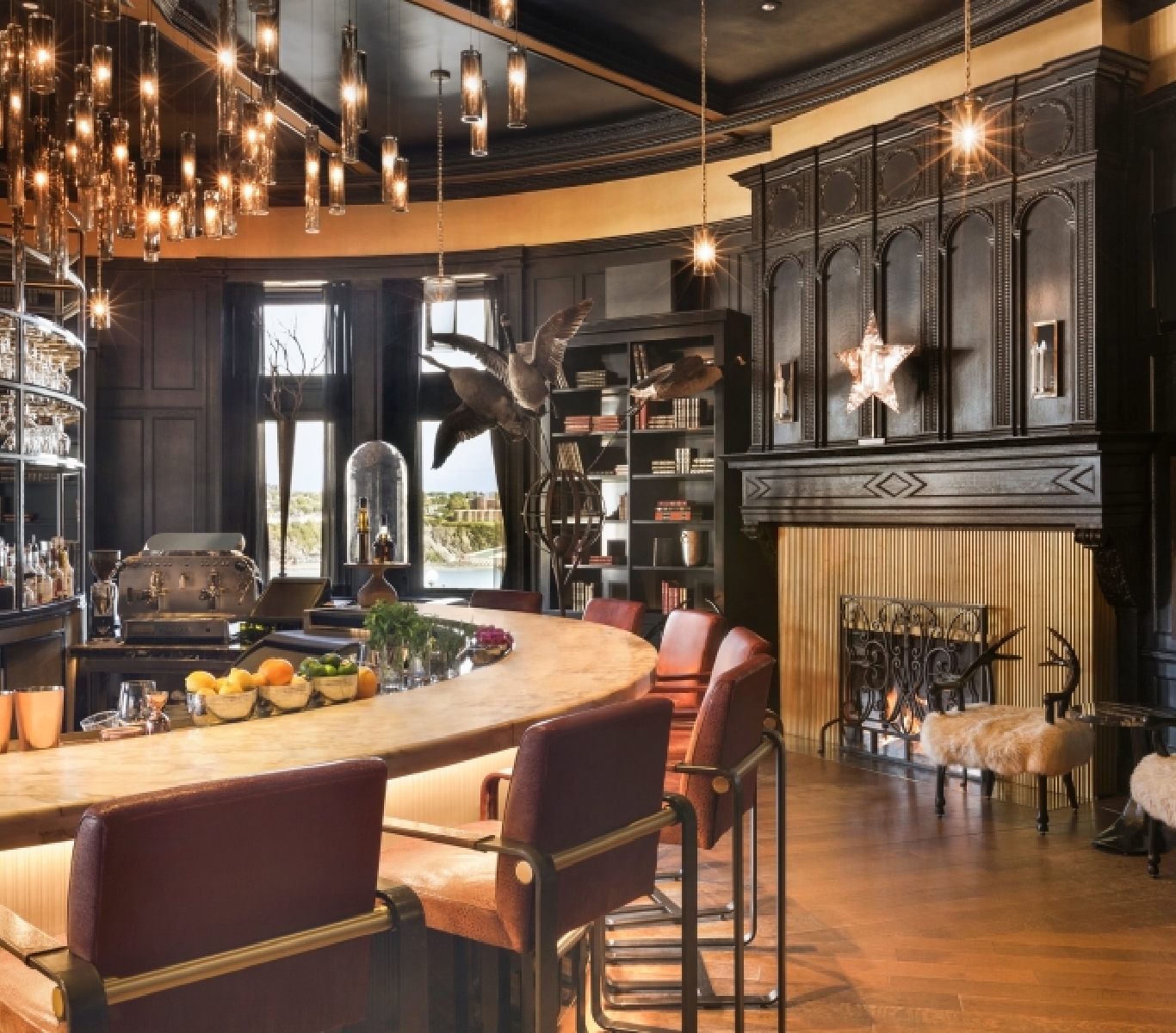 Dining and Lounging